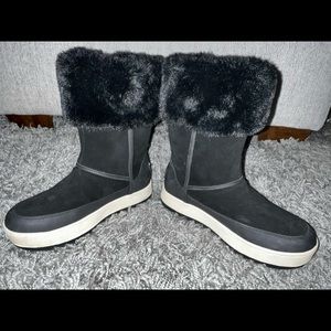 Koolaburra by Ugg winter boots